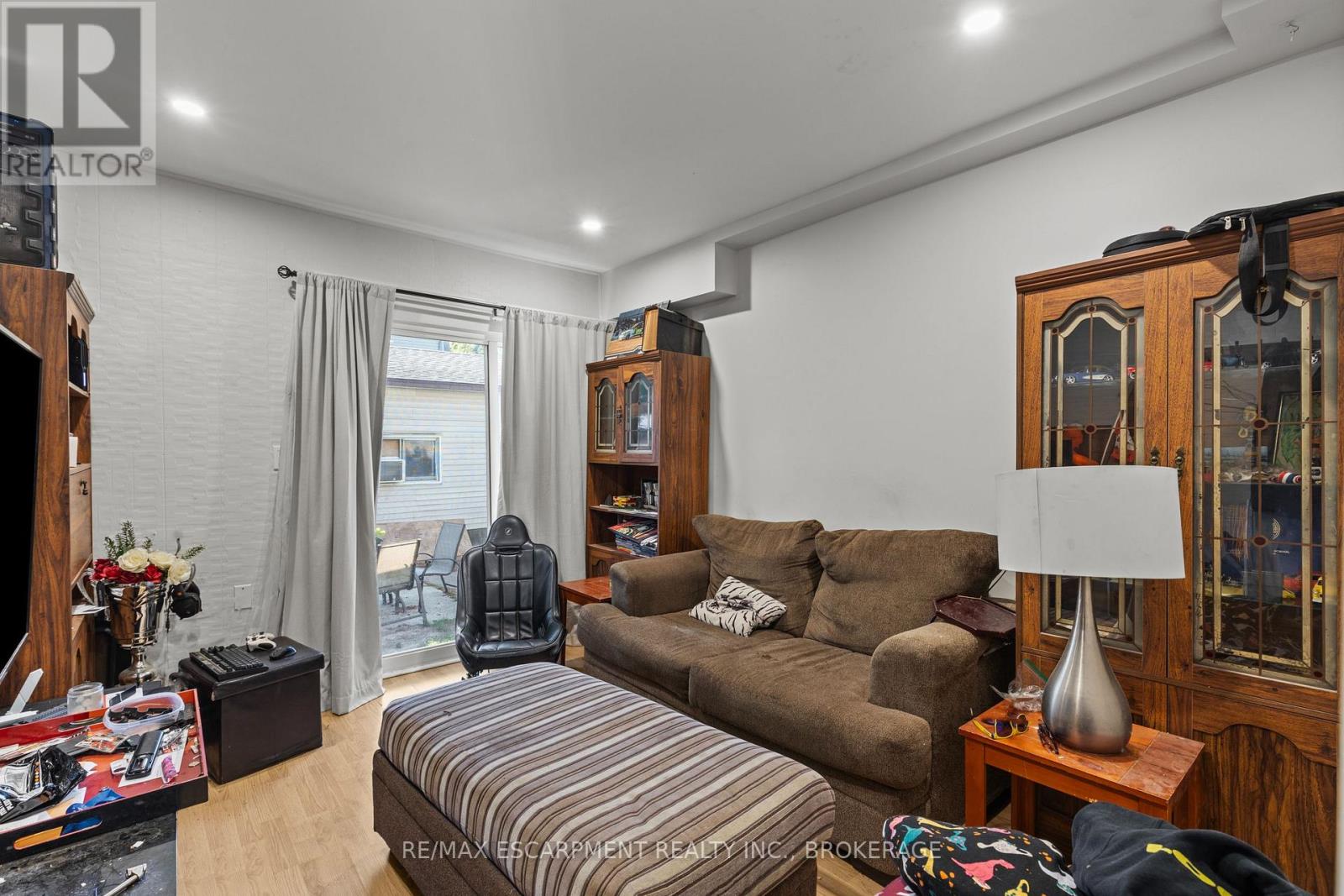 15 Mccormick Street, Welland, Ontario  L3C 4L8 - Photo 22 - X12508434