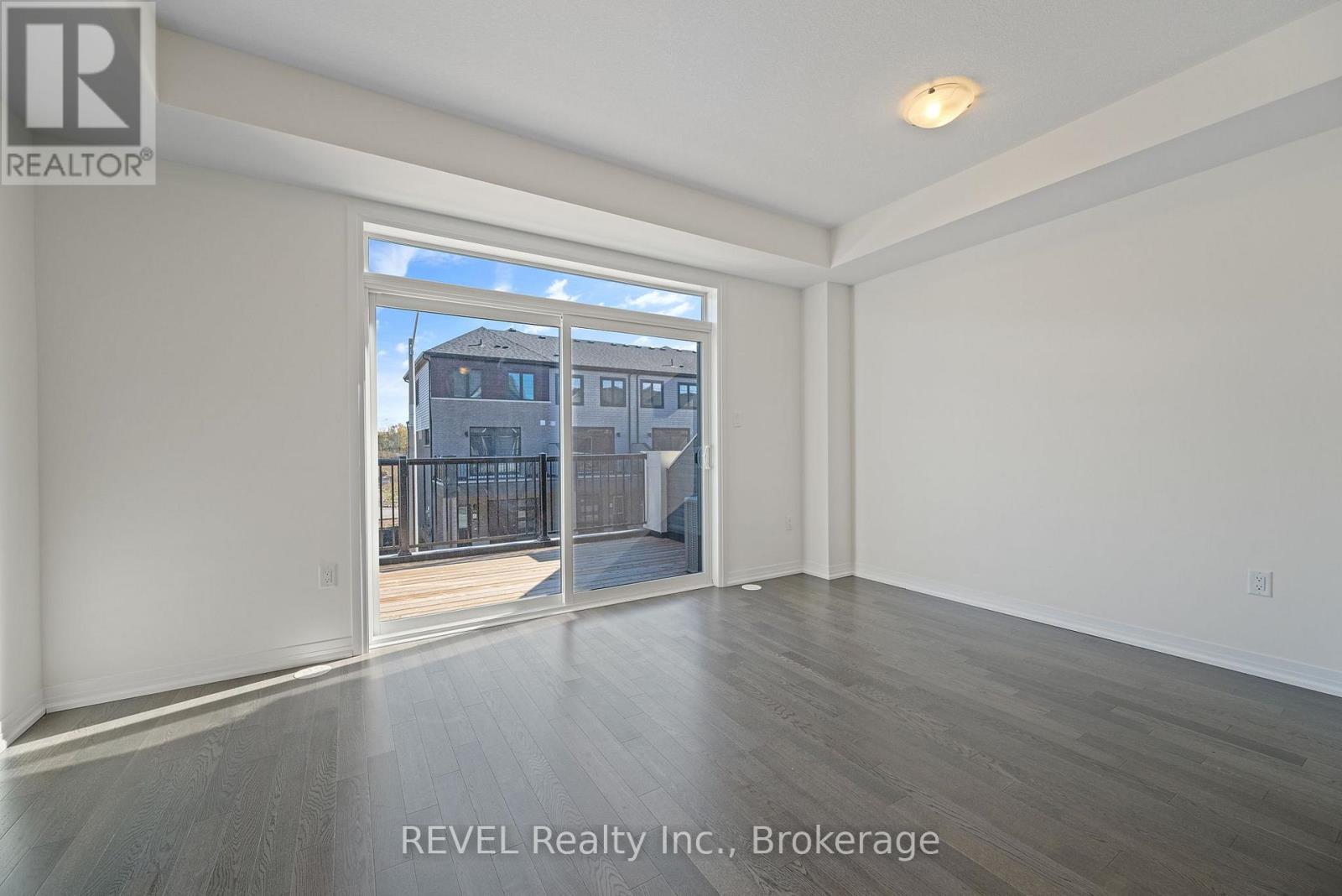 39 Lilac Lane, Thorold, Ontario L0S 1K0 - Photo 14 - X12508484