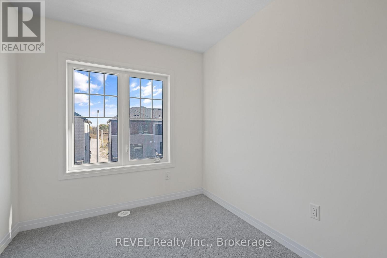 39 Lilac Lane, Thorold, Ontario L0S 1K0 - Photo 23 - X12508484