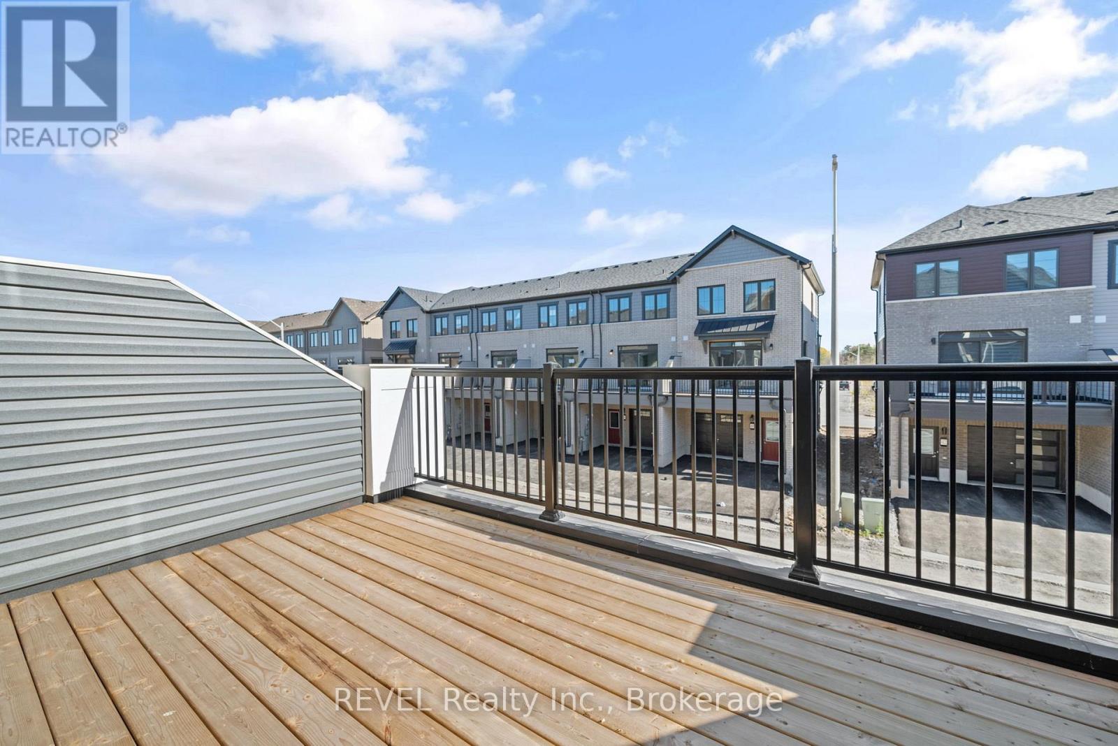 39 Lilac Lane, Thorold, Ontario L0S 1K0 - Photo 32 - X12508484