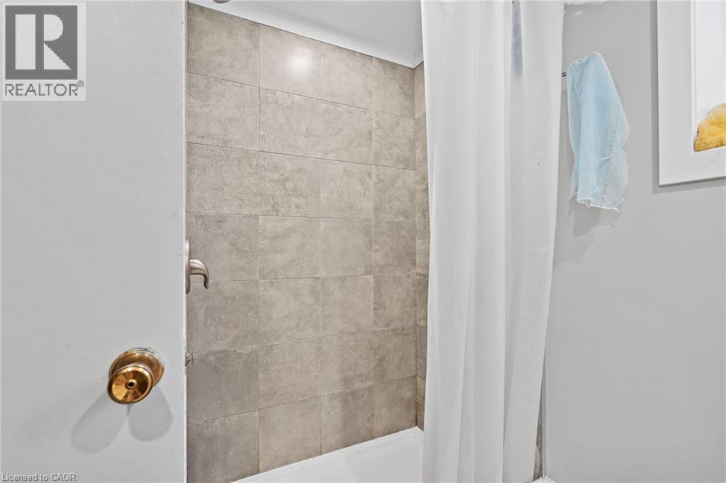 20 Mcgill Street, Welland, Ontario  L3C 3L3 - Photo 22 - 40759302