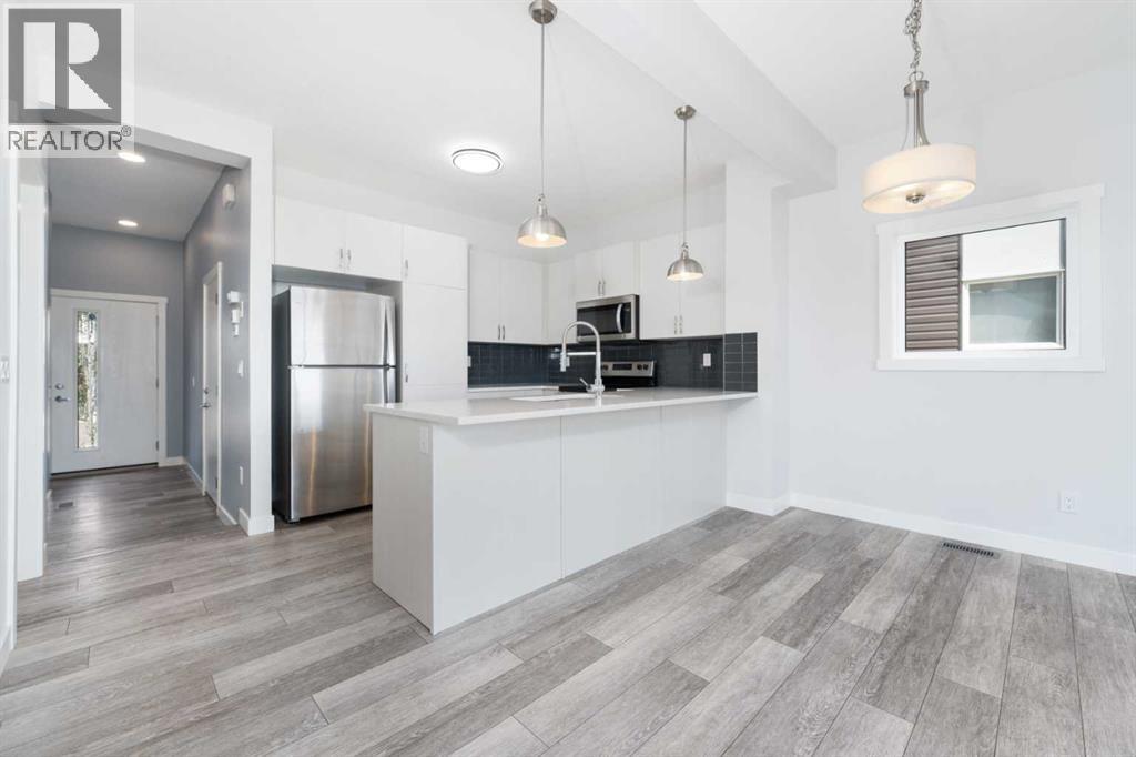 62 Walden Lane Se, Calgary, Alberta T2X 2A7 - Photo 4 - A2245102