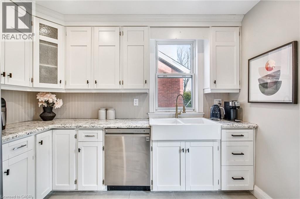 131 Alpine Avenue, Hamilton, Ontario  L9A 1A7 - Photo 10 - 40770294