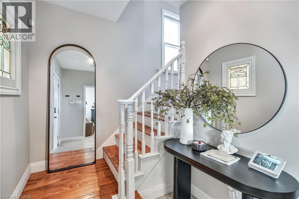 131 Alpine Avenue, Hamilton, Ontario  L9A 1A7 - Photo 7 - 40770294