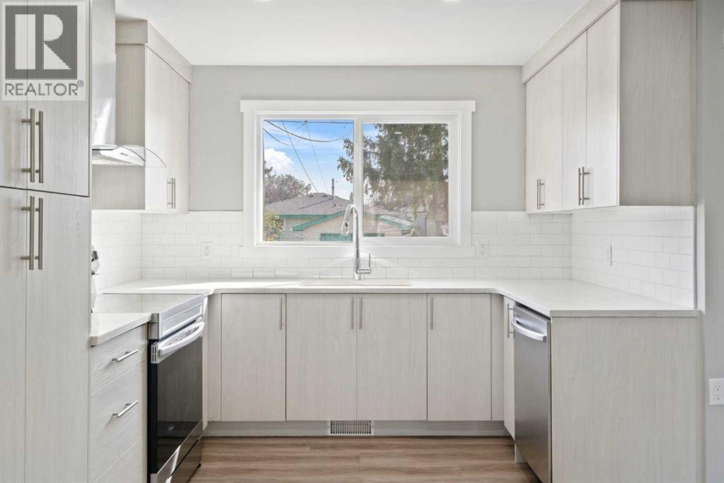 192 Dovercliffe Way Se, Calgary, Alberta  T2B 1W7 - Photo 12 - A2259814