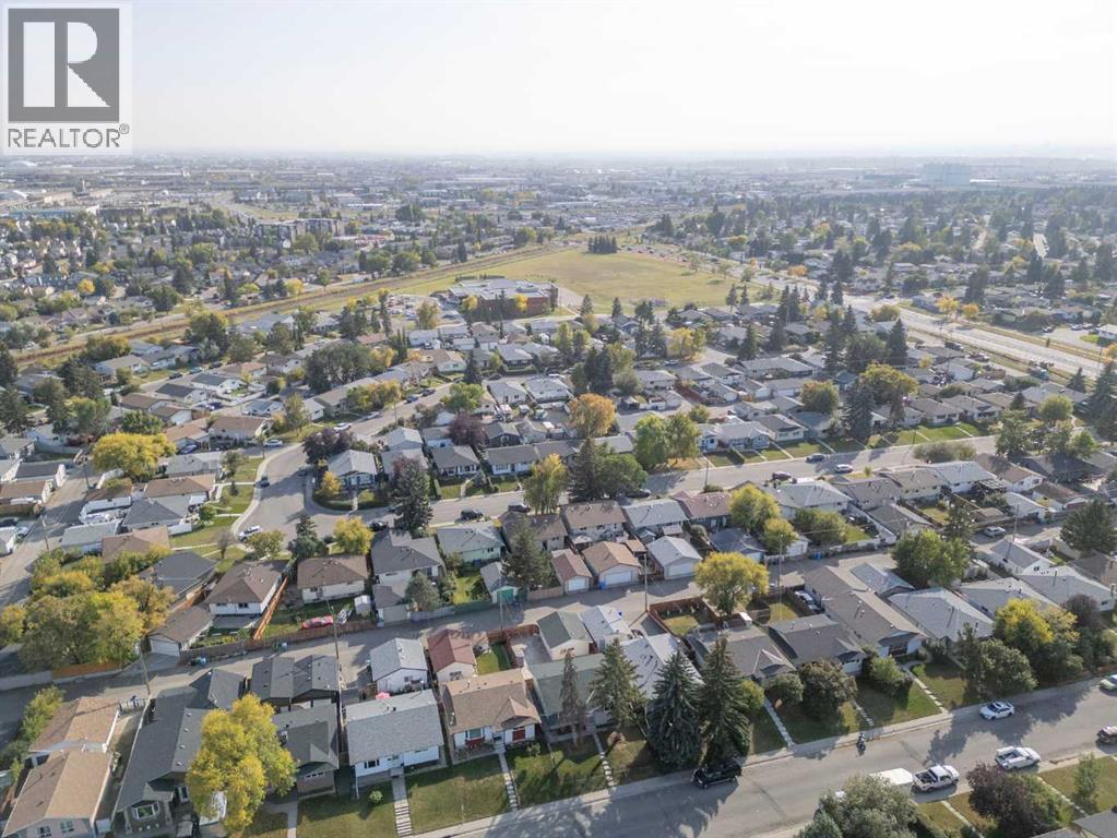 192 Dovercliffe Way Se, Calgary, Alberta  T2B 1W7 - Photo 49 - A2259814