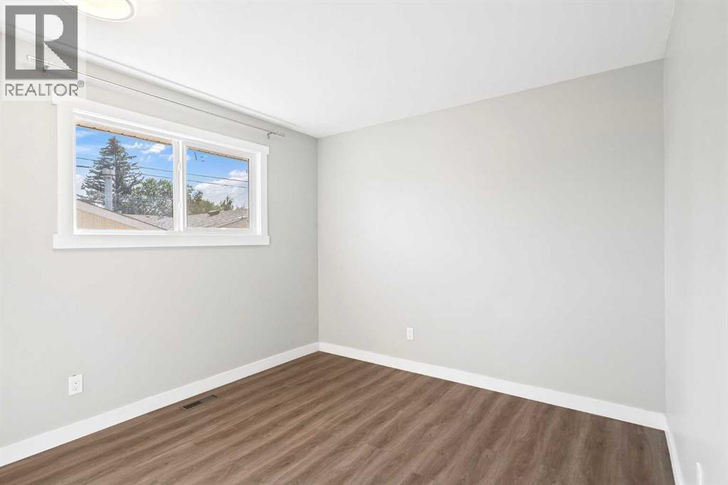 192 Dovercliffe Way Se, Calgary, Alberta  T2B 1W7 - Photo 19 - A2259814