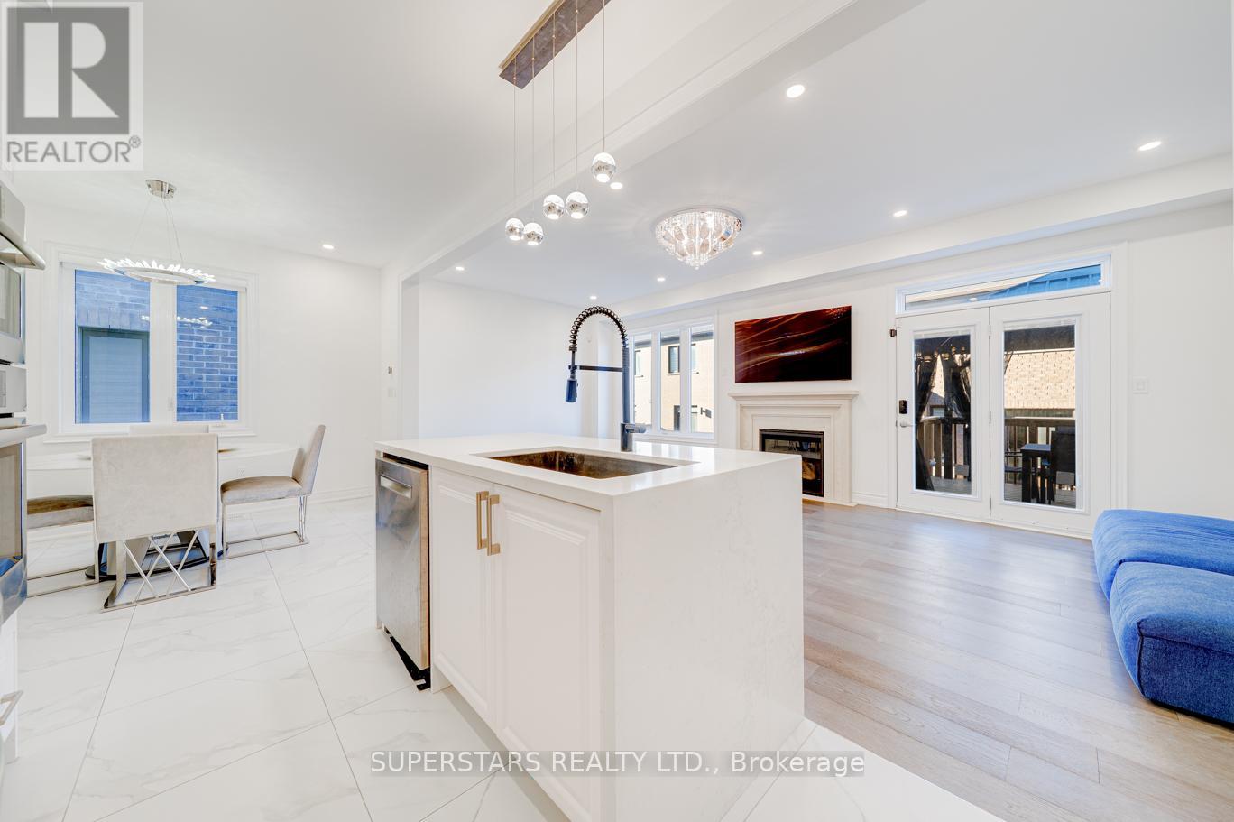 40 Boiton Street, Richmond Hill, Ontario  L4S 0M1 - Photo 10 - N12508106