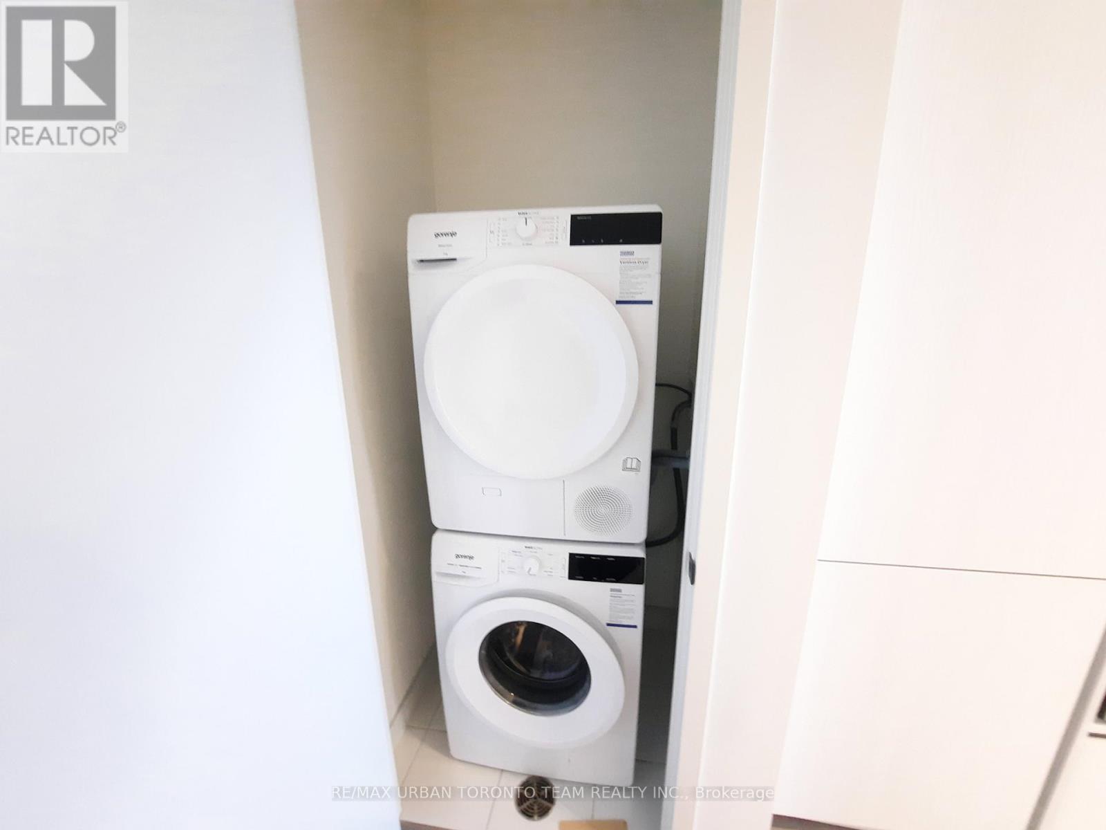 608 - 8 Interchange Way, Vaughan, Ontario  L4K 5Z7 - Photo 10 - N12508130