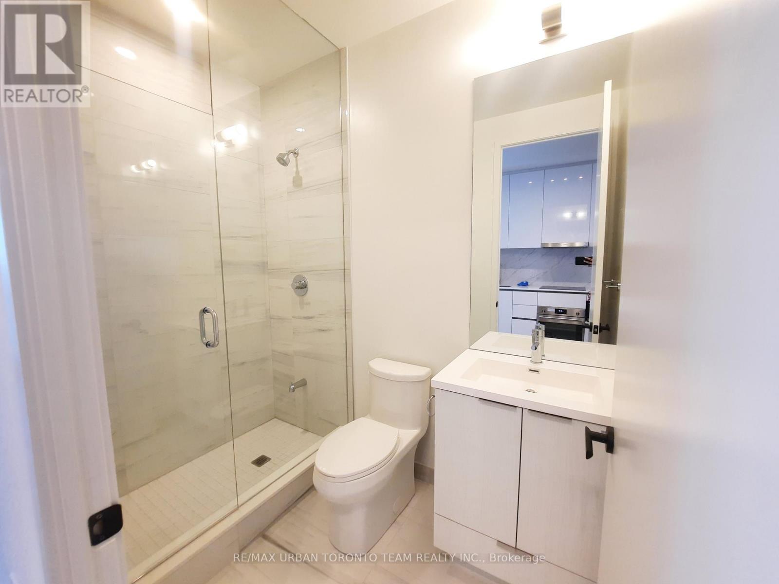 608 - 8 Interchange Way, Vaughan, Ontario  L4K 5Z7 - Photo 6 - N12508130