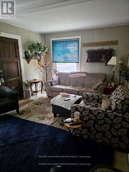 822 St. Mary's Street, Peterborough, Ontario  K9J 4H3 - Photo 13 - X12508206