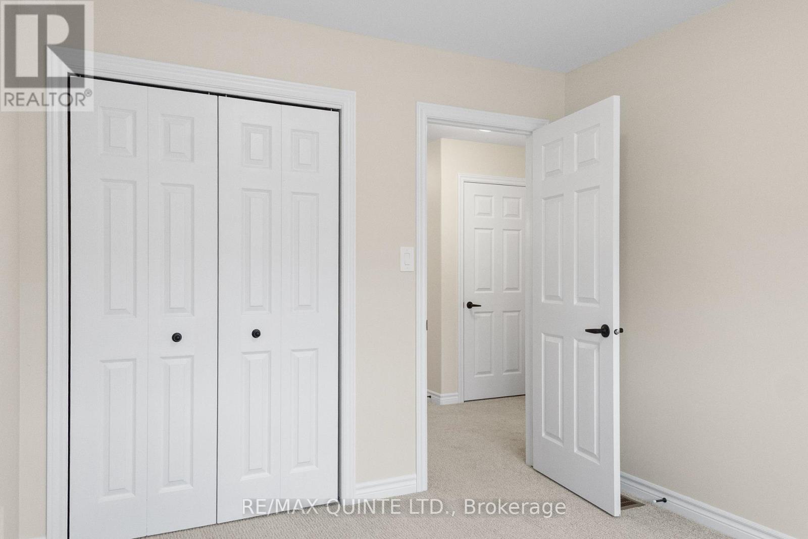 15 Miramichi Street, Belleville, Ontario K8N 0T3 - Photo 40 - X12508220