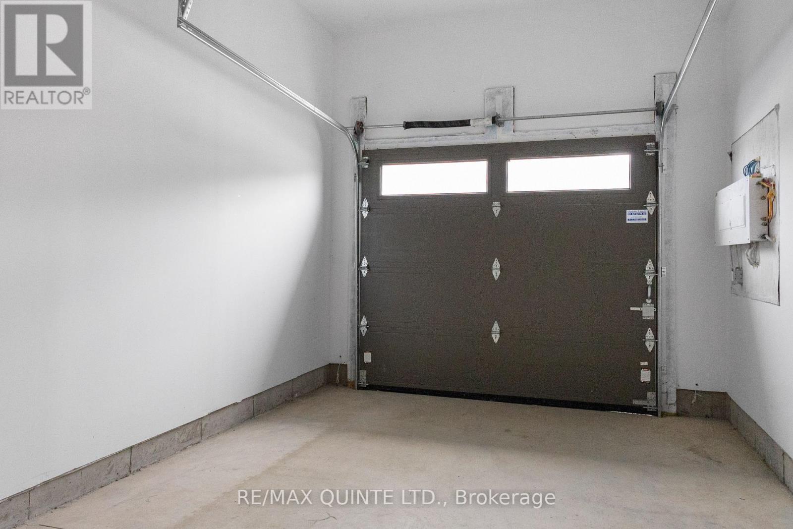 15 Miramichi Street, Belleville, Ontario K8N 0T3 - Photo 43 - X12508220