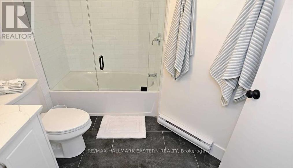 204 - 1354 Young's Point Road, Selwyn, Ontario K0L 2H0 - Photo 10 - X12508300