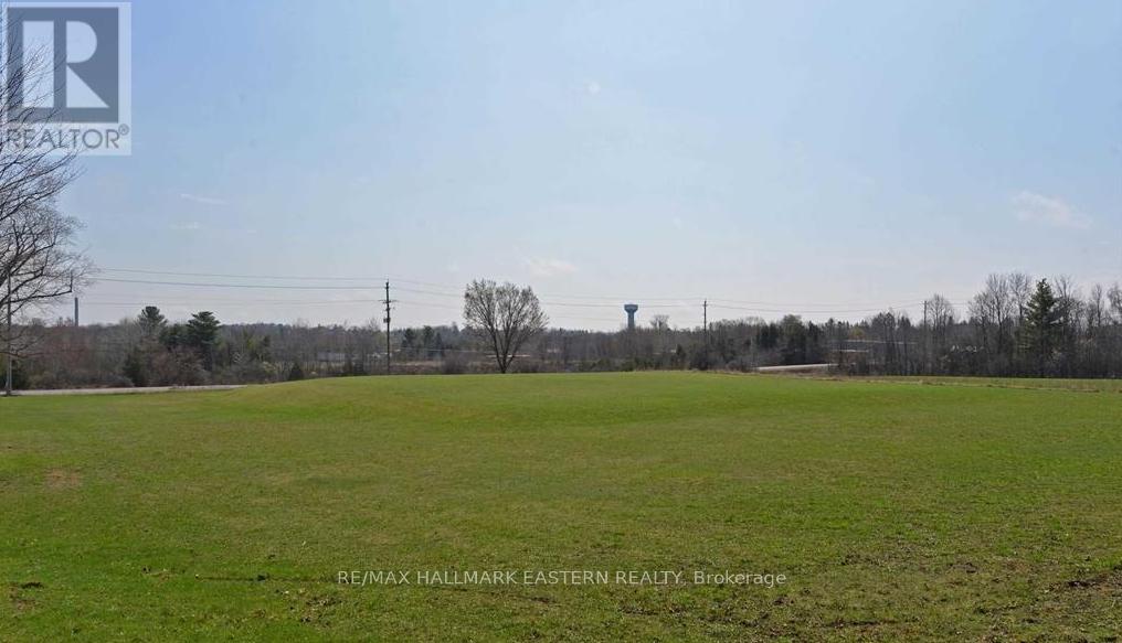 204 - 1354 Young's Point Road, Selwyn, Ontario K0L 2H0 - Photo 12 - X12508300