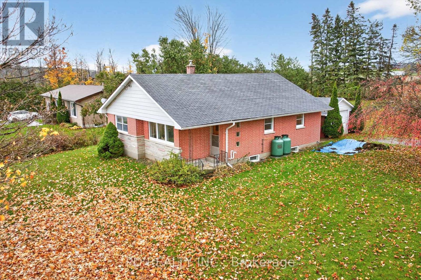 915 Mill Street, Cavan Monaghan, Ontario  L0A 1C0 - Photo 34 - X12508352