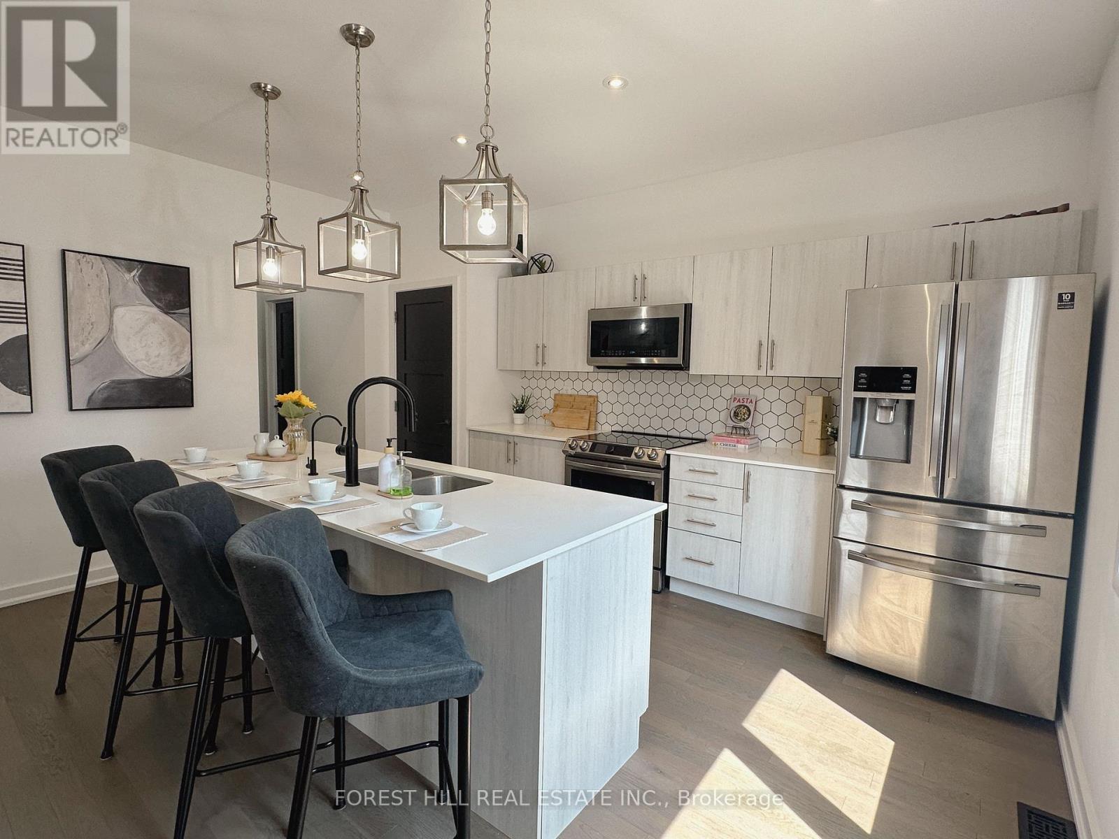 64 Mabern Street, Barrie, Ontario  L9J 0J2 - Photo 16 - S12508148