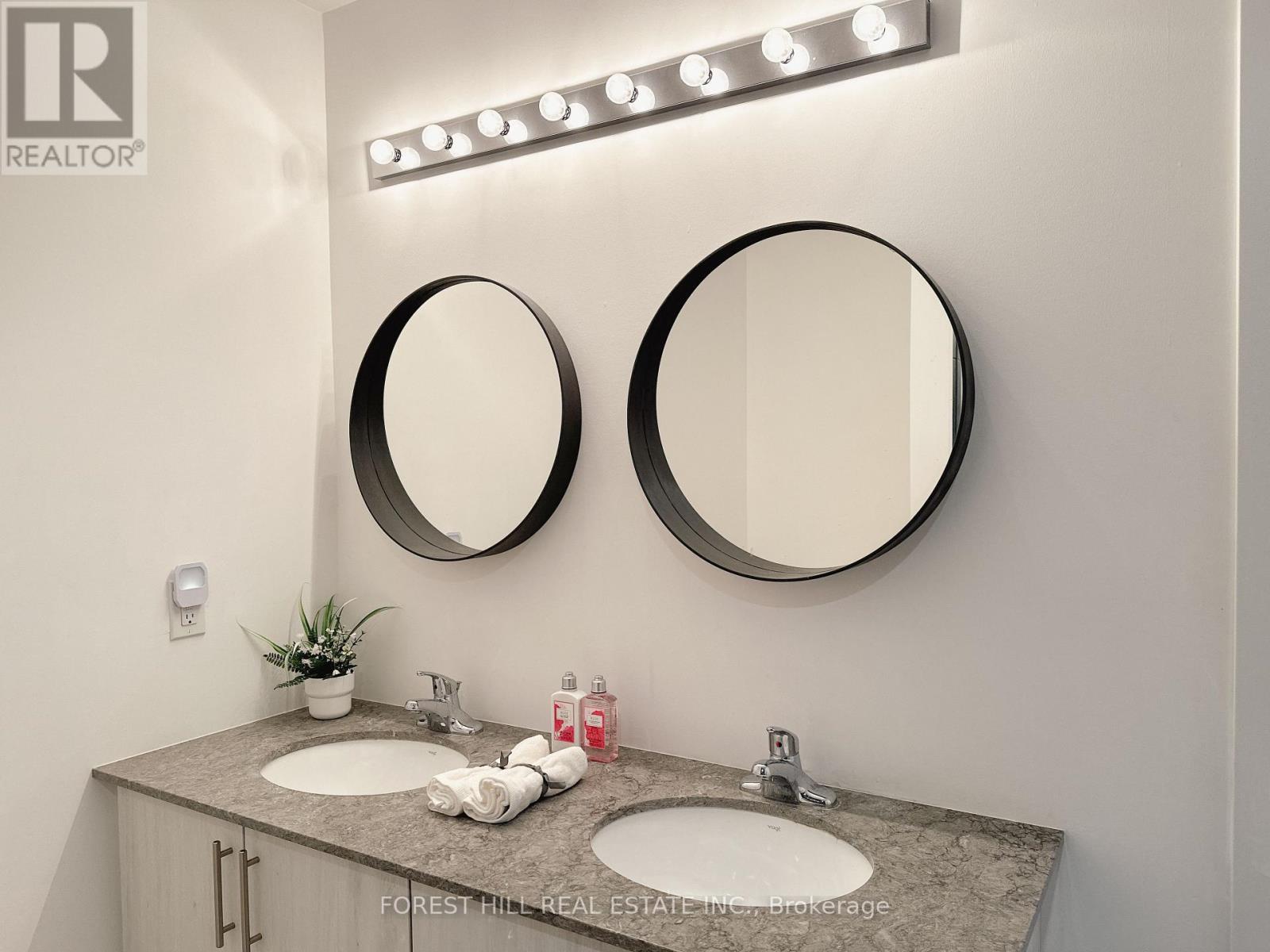 64 Mabern Street, Barrie, Ontario  L9J 0J2 - Photo 28 - S12508148