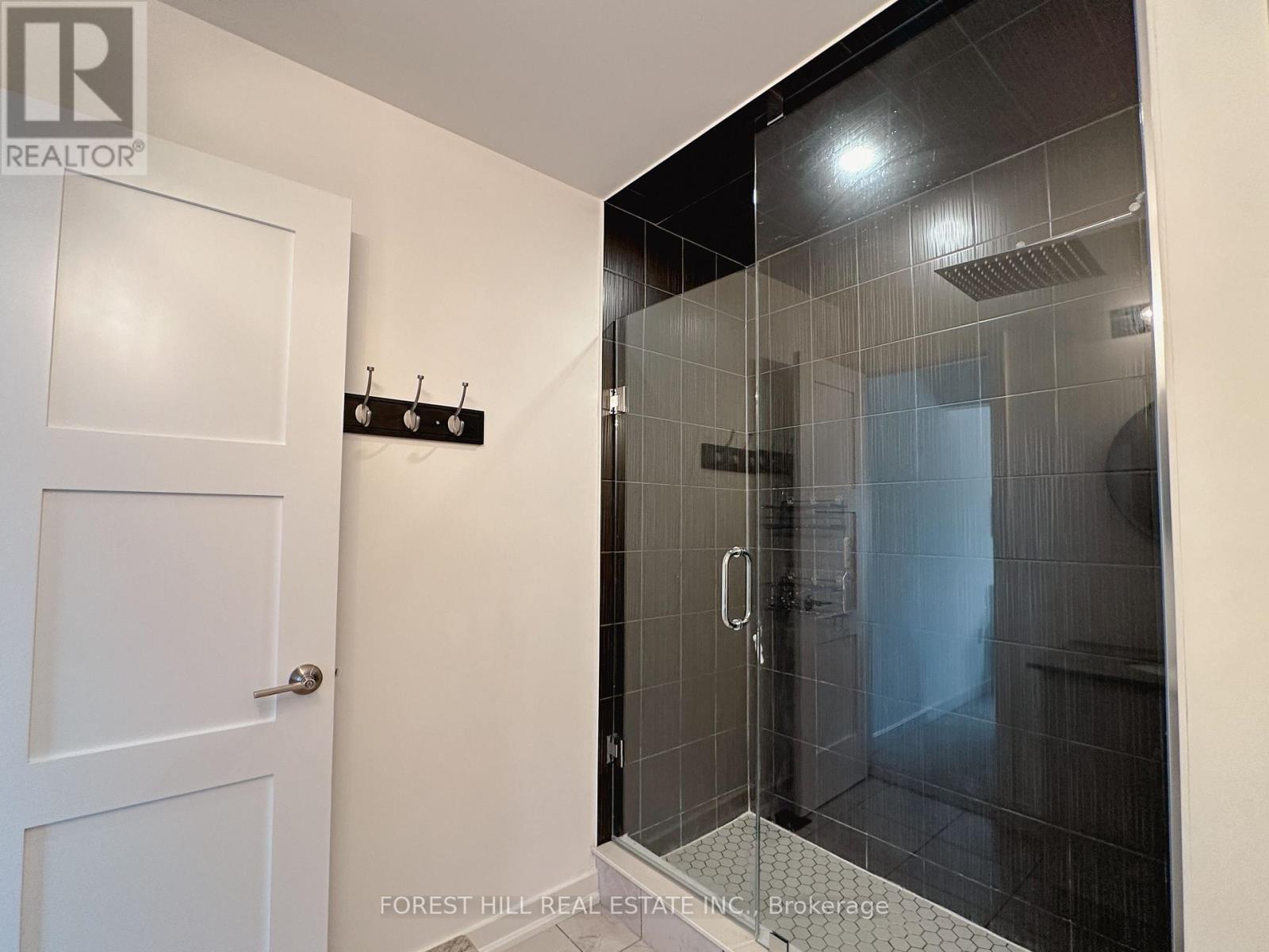 64 Mabern Street, Barrie, Ontario  L9J 0J2 - Photo 29 - S12508148