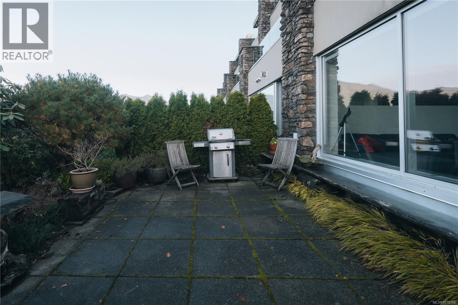 102 368 Main St, Tofino, British Columbia V0R 2Z0 - Photo 15 - 1018766