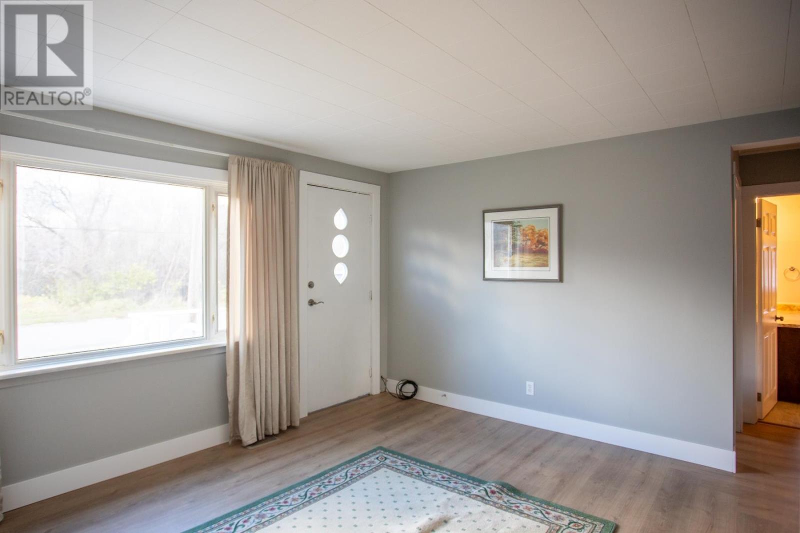 617 Douglas St, Sault Ste. Marie, Ontario P6C 1V5 - Photo 13 - SM253179