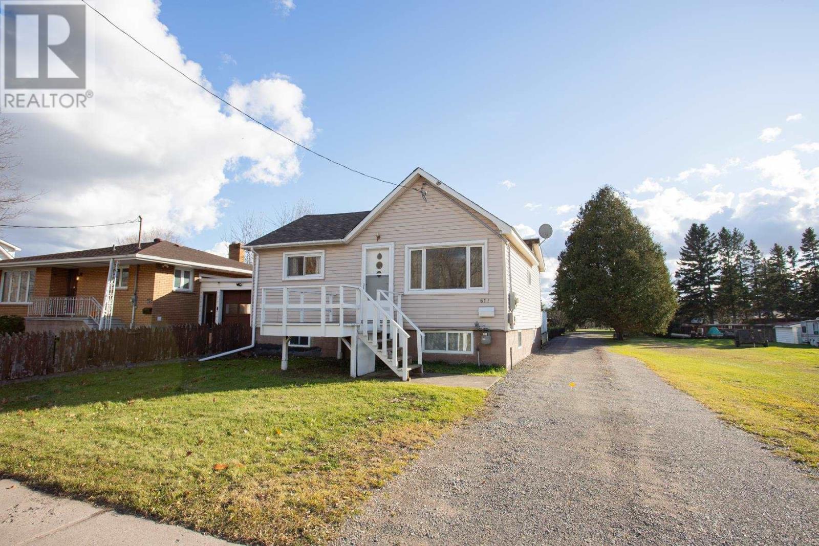 617 Douglas St, Sault Ste. Marie, Ontario P6C 1V5 - Photo 36 - SM253179