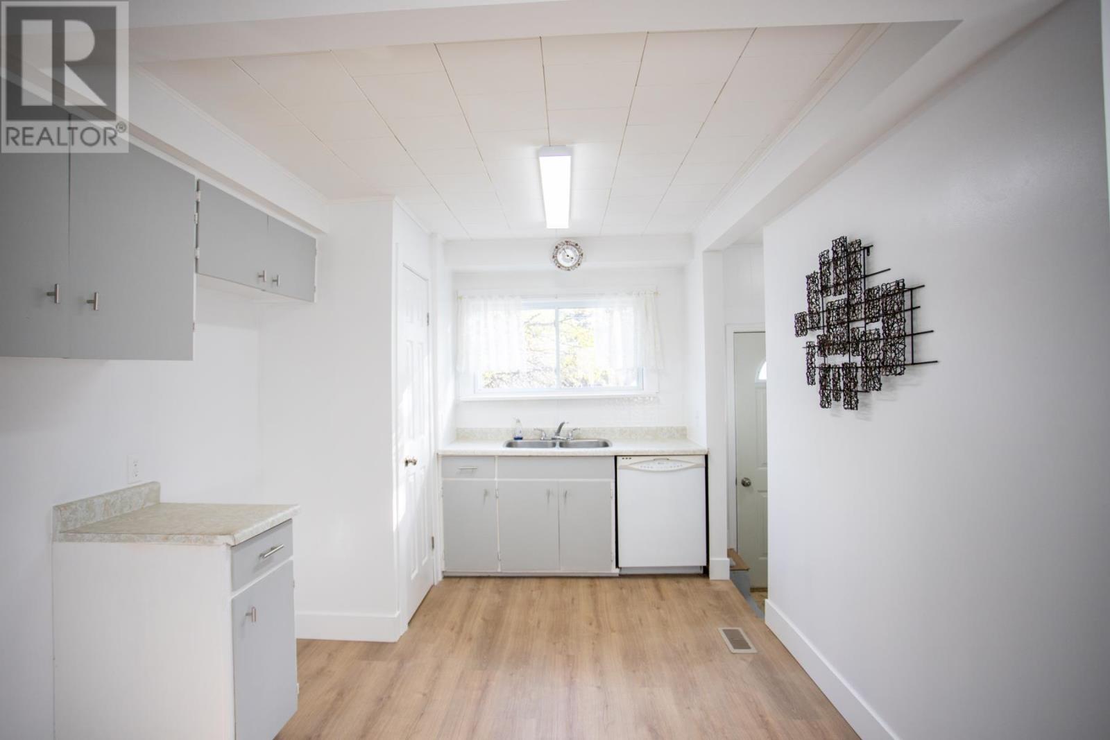 617 Douglas St, Sault Ste. Marie, Ontario P6C 1V5 - Photo 6 - SM253179