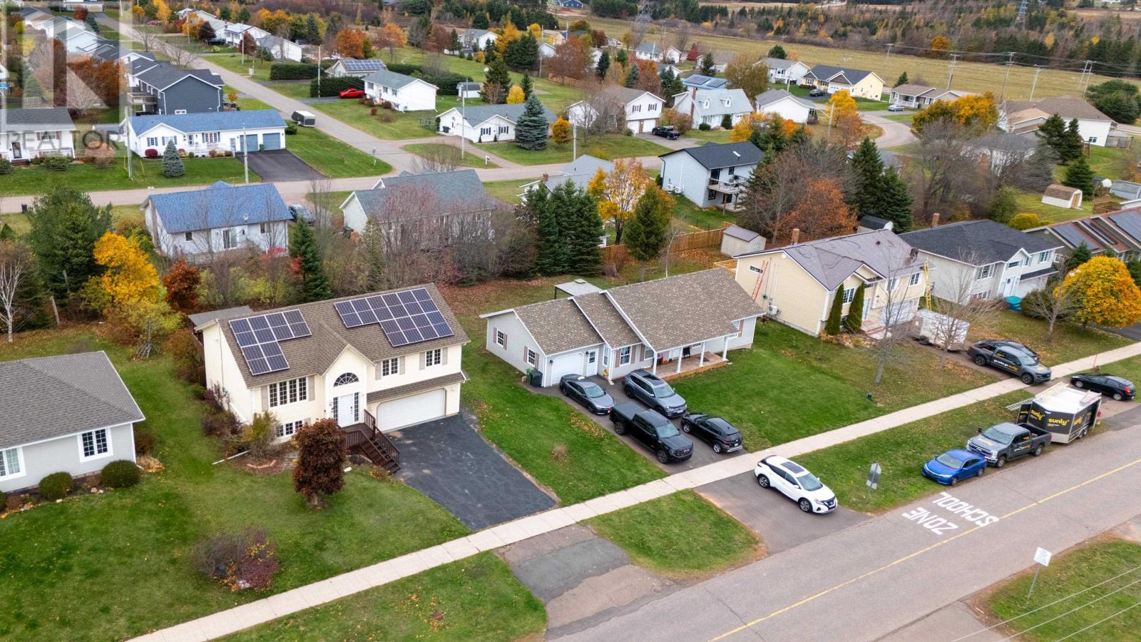 37 Commonwealth Avenue, Charlottetown, Prince Edward Island  C1E 2E7 - Photo 2 - 202517660