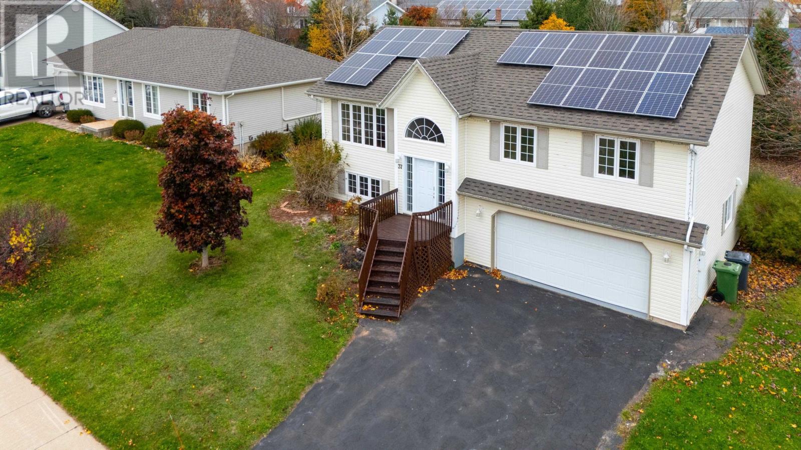 37 Commonwealth Avenue, Charlottetown, Prince Edward Island  C1E 2E7 - Photo 5 - 202517660