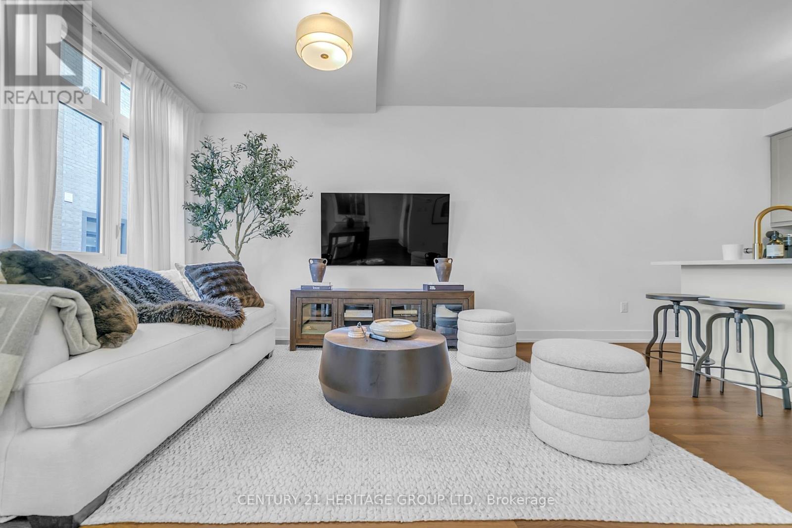 11 - 6 Sayers Lane N, Richmond Hill, Ontario L4E 1J4 - Photo 12 - N12505238