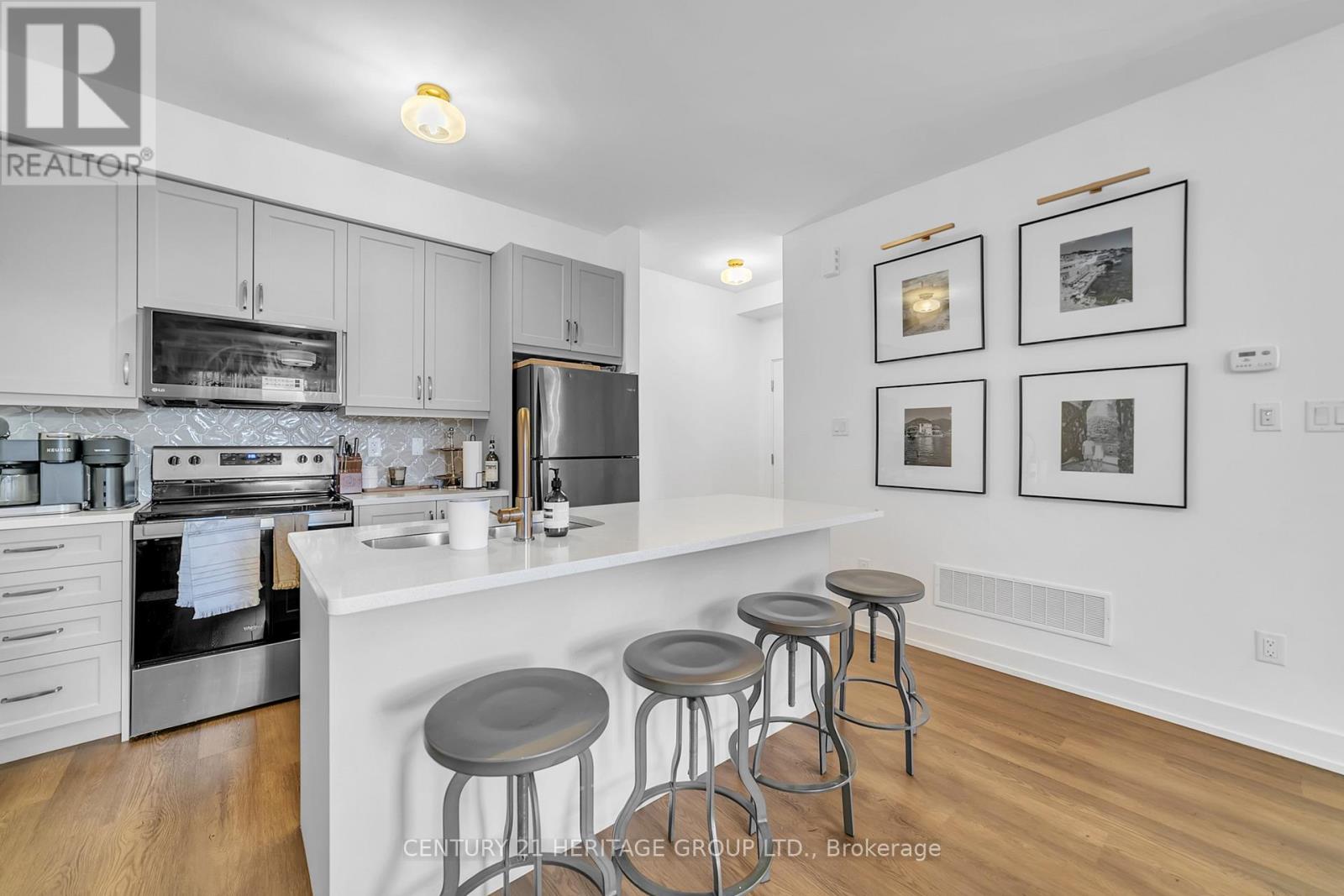 11 - 6 Sayers Lane N, Richmond Hill, Ontario L4E 1J4 - Photo 15 - N12505238