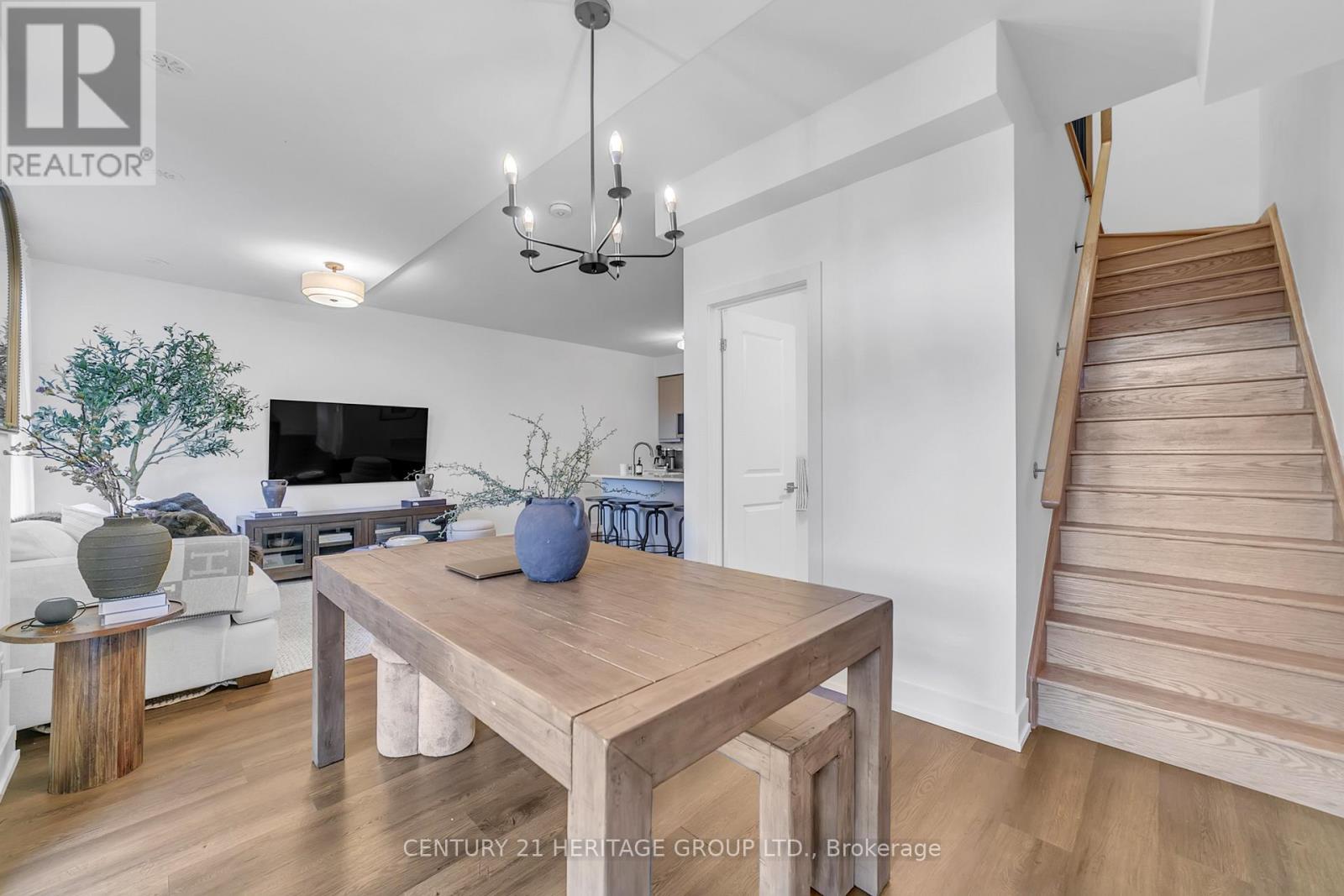 11 - 6 Sayers Lane N, Richmond Hill, Ontario L4E 1J4 - Photo 22 - N12505238