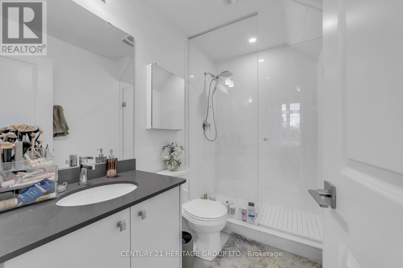 11 - 6 Sayers Lane N, Richmond Hill, Ontario L4E 1J4 - Photo 34 - N12505238