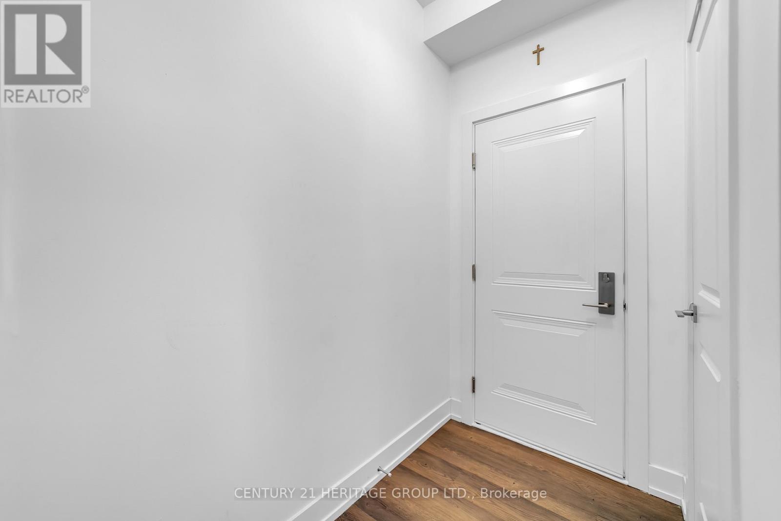 11 - 6 Sayers Lane N, Richmond Hill, Ontario L4E 1J4 - Photo 7 - N12505238