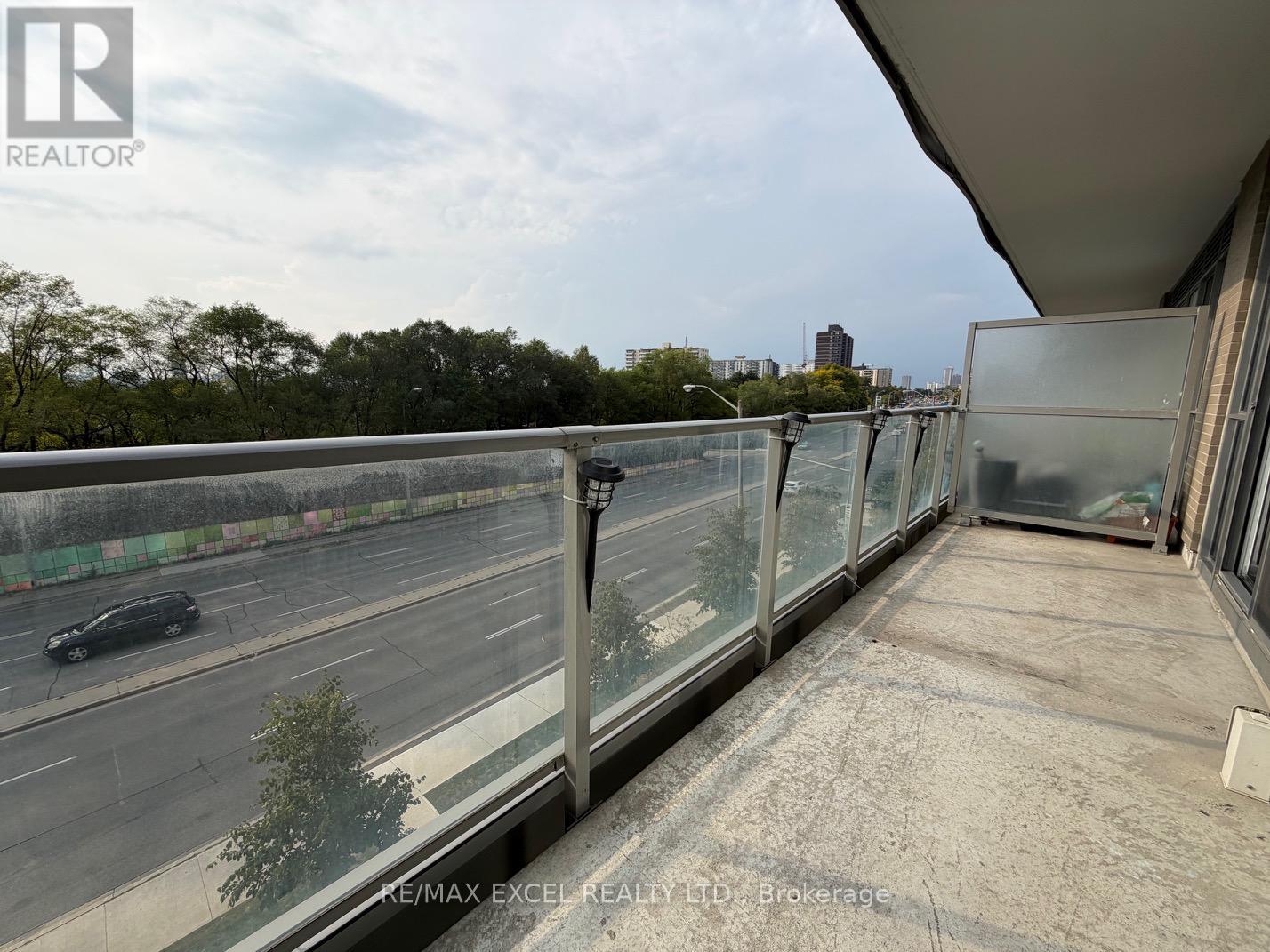 219 - 52 Forest Manor Road, Toronto, Ontario M2J 0E2 - Photo 10 - C12467771