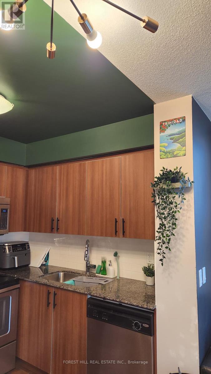 604 - 5740 Yonge Street, Toronto, Ontario  M2M 3T4 - Photo 6 - C12410046