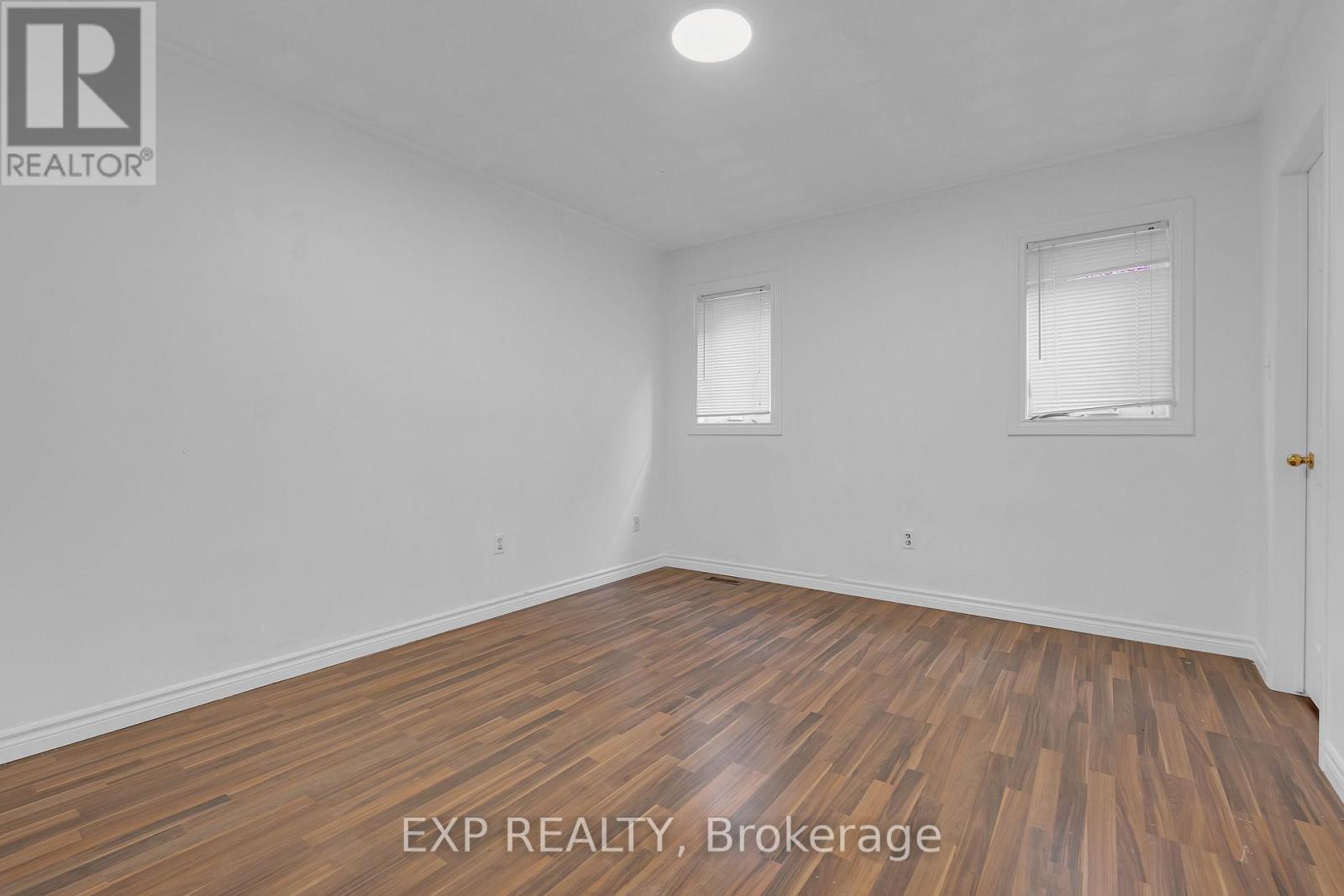 6069 Maple Gate Circle, Mississauga, Ontario  L5N 7B1 - Photo 10 - W12508060