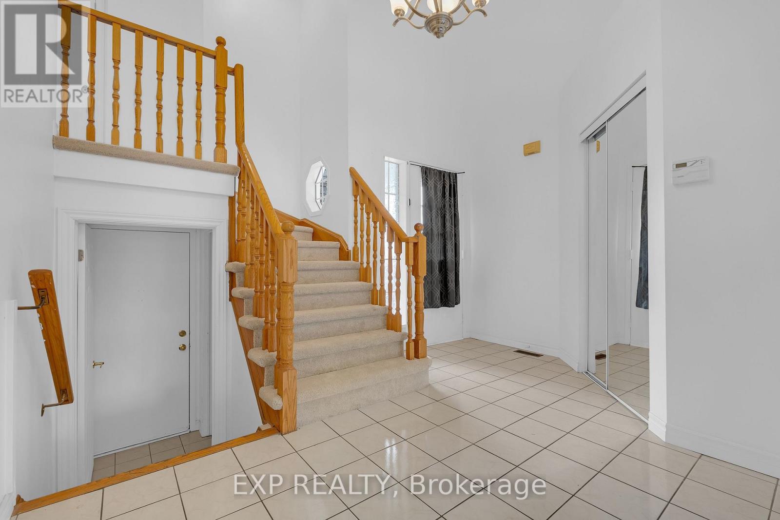 6069 Maple Gate Circle, Mississauga, Ontario  L5N 7B1 - Photo 13 - W12508060