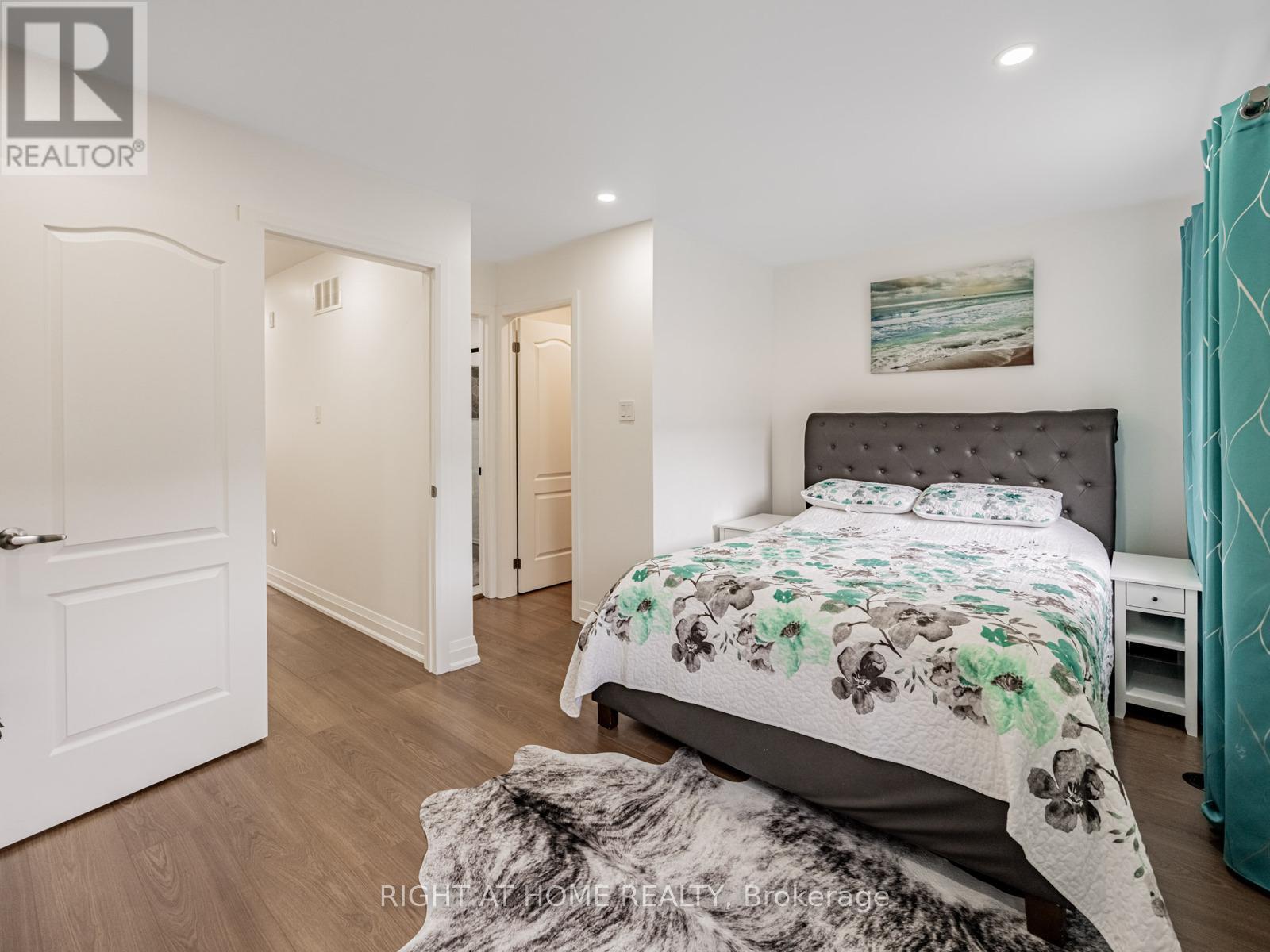 105 - 601 Shoreline Drive, Mississauga, Ontario  L5B 4K8 - Photo 17 - W12508070