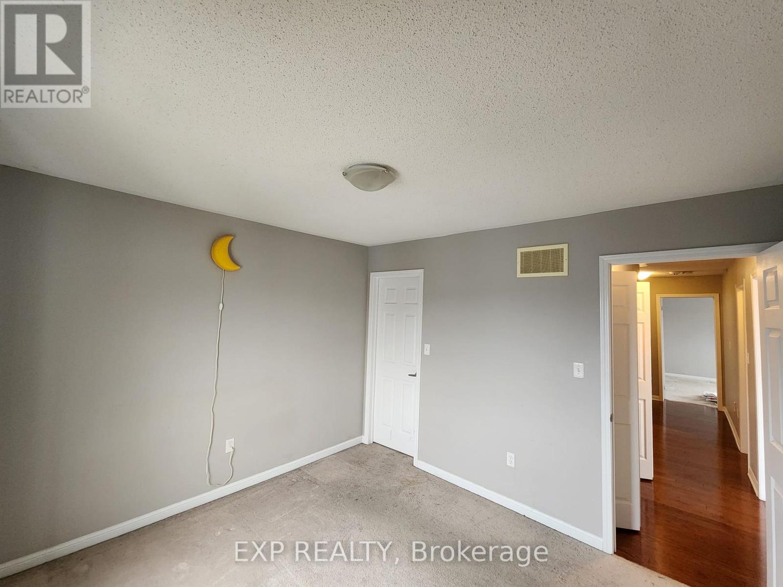 16 Saunter Court, Brampton, Ontario  L7A 0S7 - Photo 13 - W12508080