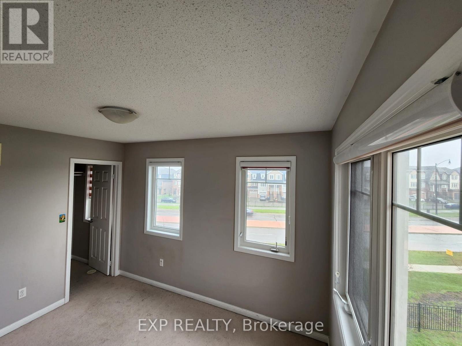 16 Saunter Court, Brampton, Ontario  L7A 0S7 - Photo 21 - W12508080