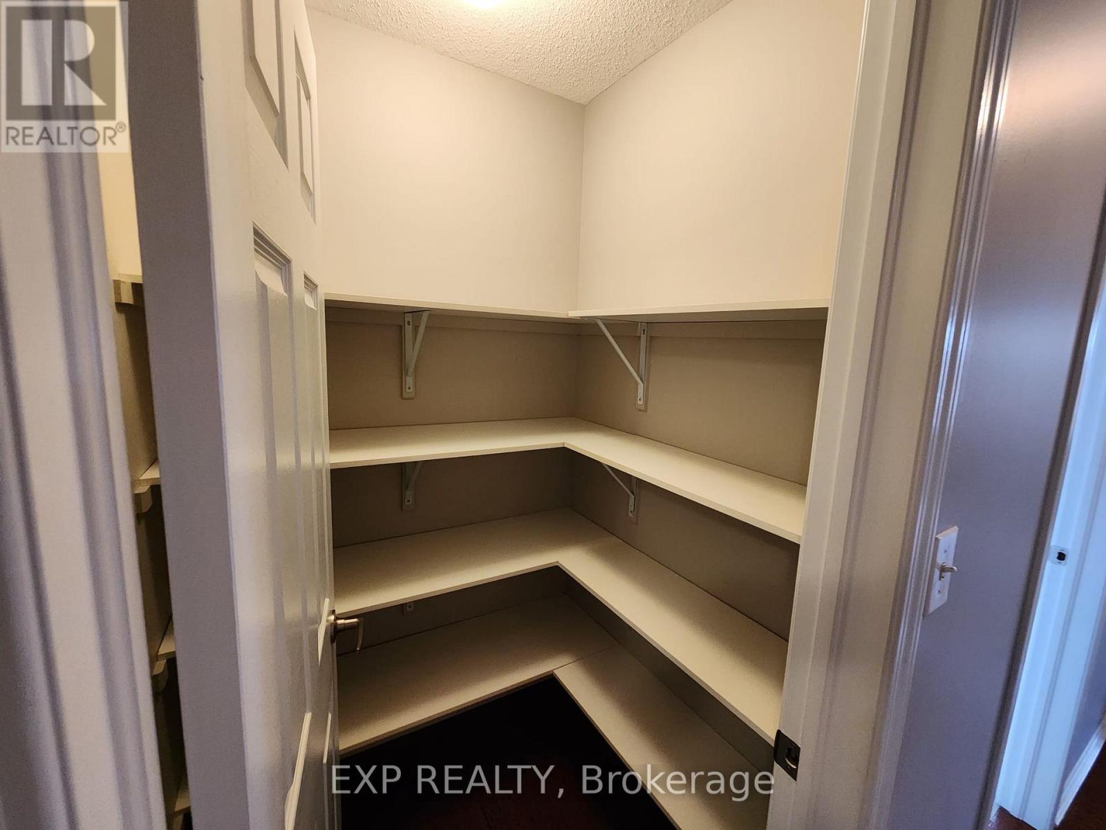 16 Saunter Court, Brampton, Ontario  L7A 0S7 - Photo 23 - W12508080