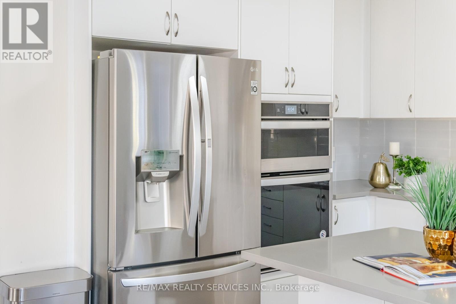 114 Haverhill Road, Brampton, Ontario  L6R 4A6 - Photo 19 - W12508088