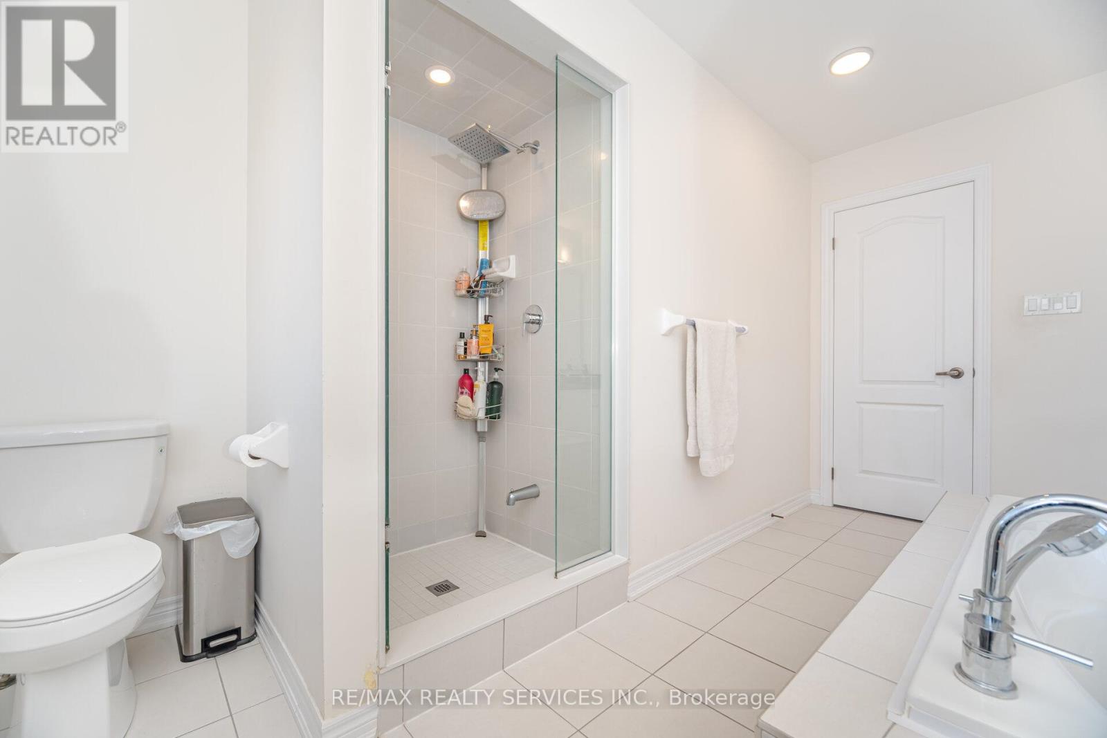 114 Haverhill Road, Brampton, Ontario  L6R 4A6 - Photo 27 - W12508088