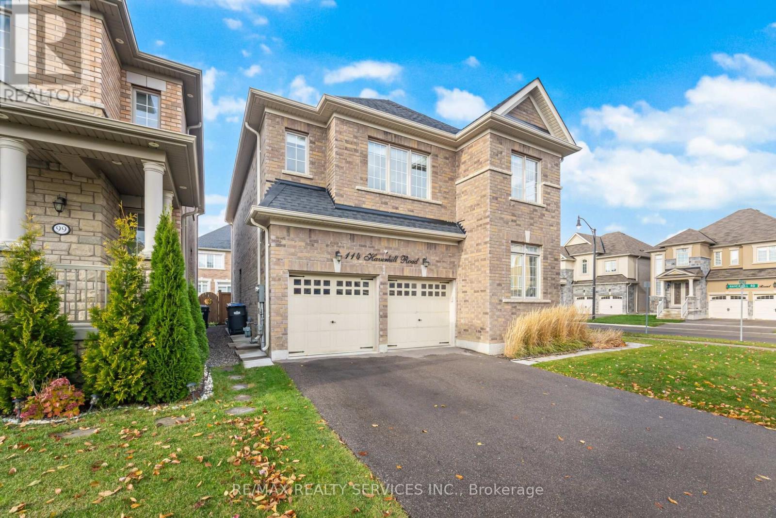 114 Haverhill Road, Brampton, Ontario  L6R 4A6 - Photo 3 - W12508088