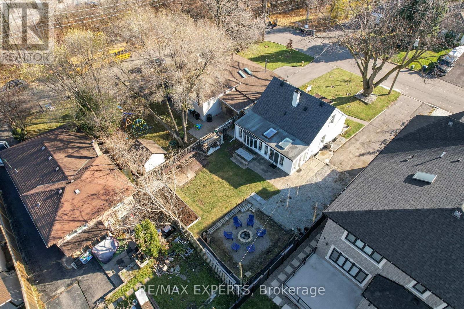 100 Wallasey Avenue, Toronto, Ontario  M9M 1E4 - Photo 34 - W12508100