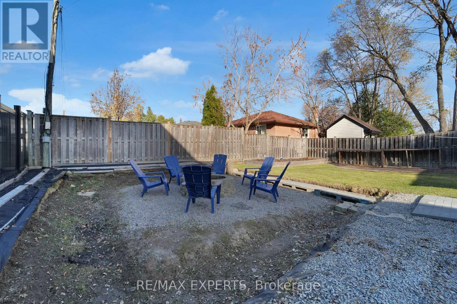 100 Wallasey Avenue, Toronto, Ontario  M9M 1E4 - Photo 38 - W12508100