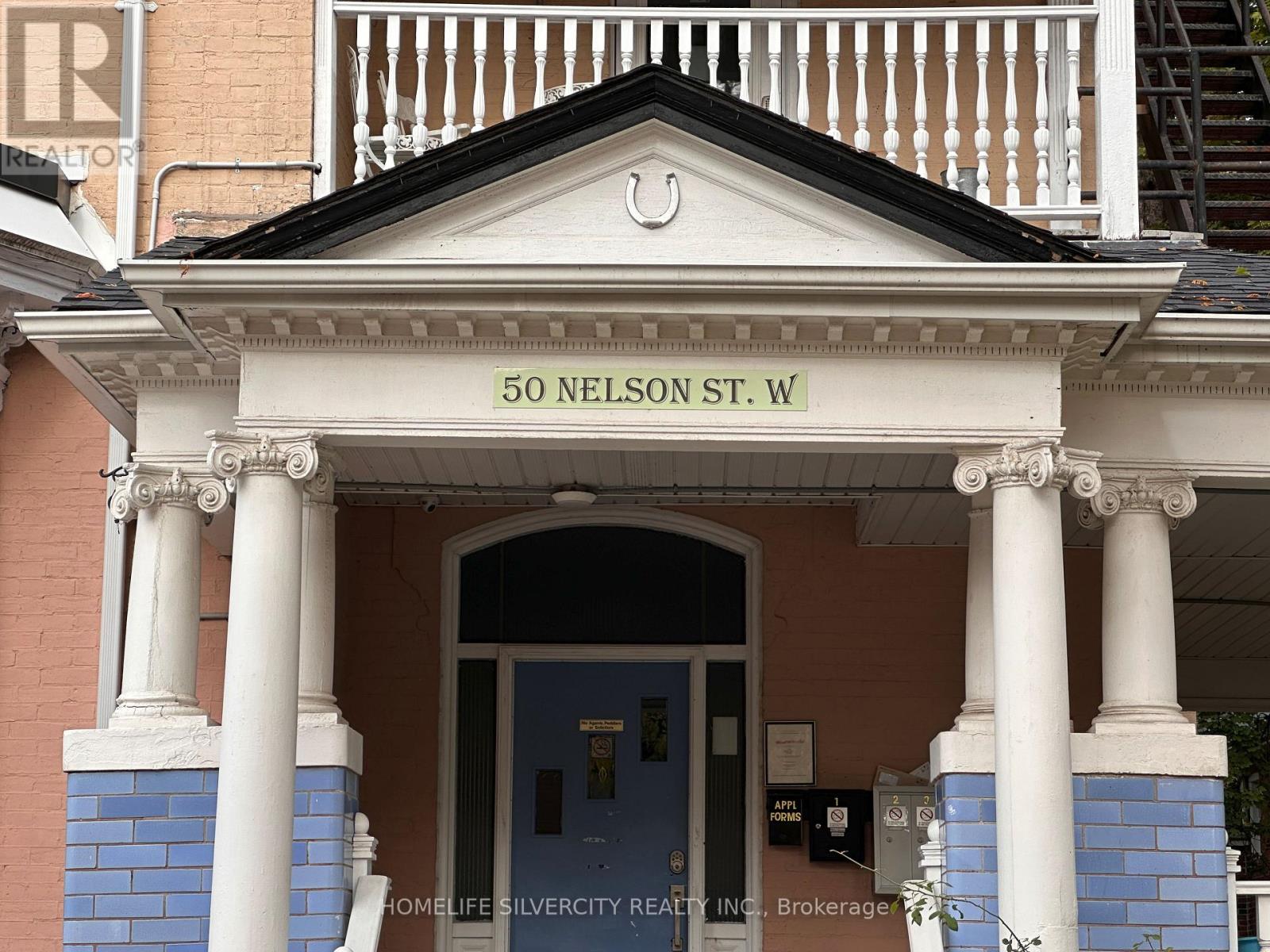 4 - 50 NELSON STREET W, Brampton, Ontario