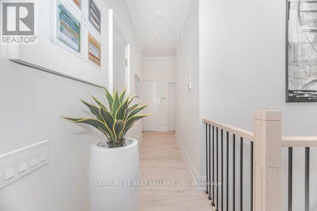 1595 Calverton Court, Mississauga, Ontario  L5G 2W4 - Photo 18 - W12508170