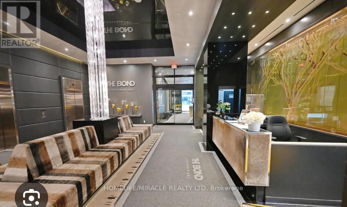 3408 - 290 Adelaide Street W, Toronto, Ontario  M5V 1P6 - Photo 13 - C12508136